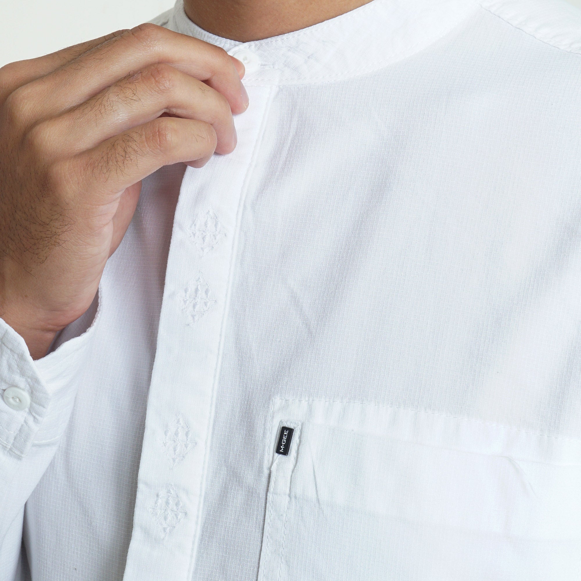 Baju Koko Abram C002 White