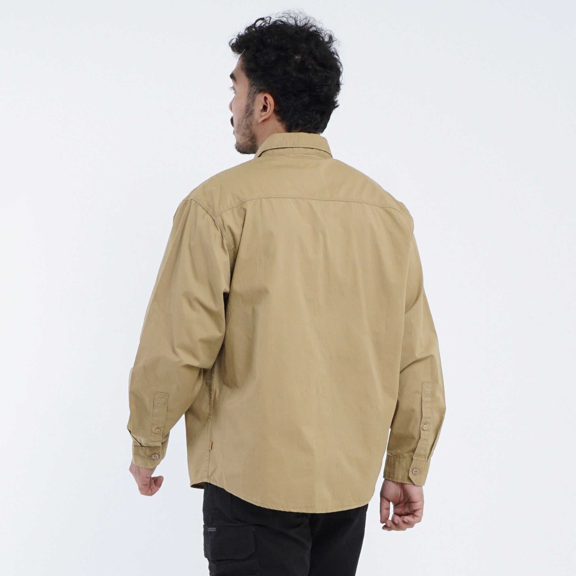 M.Gee Kemeja Kerja Pria Lengan Panjang Outdoor Camper C039 Khaky