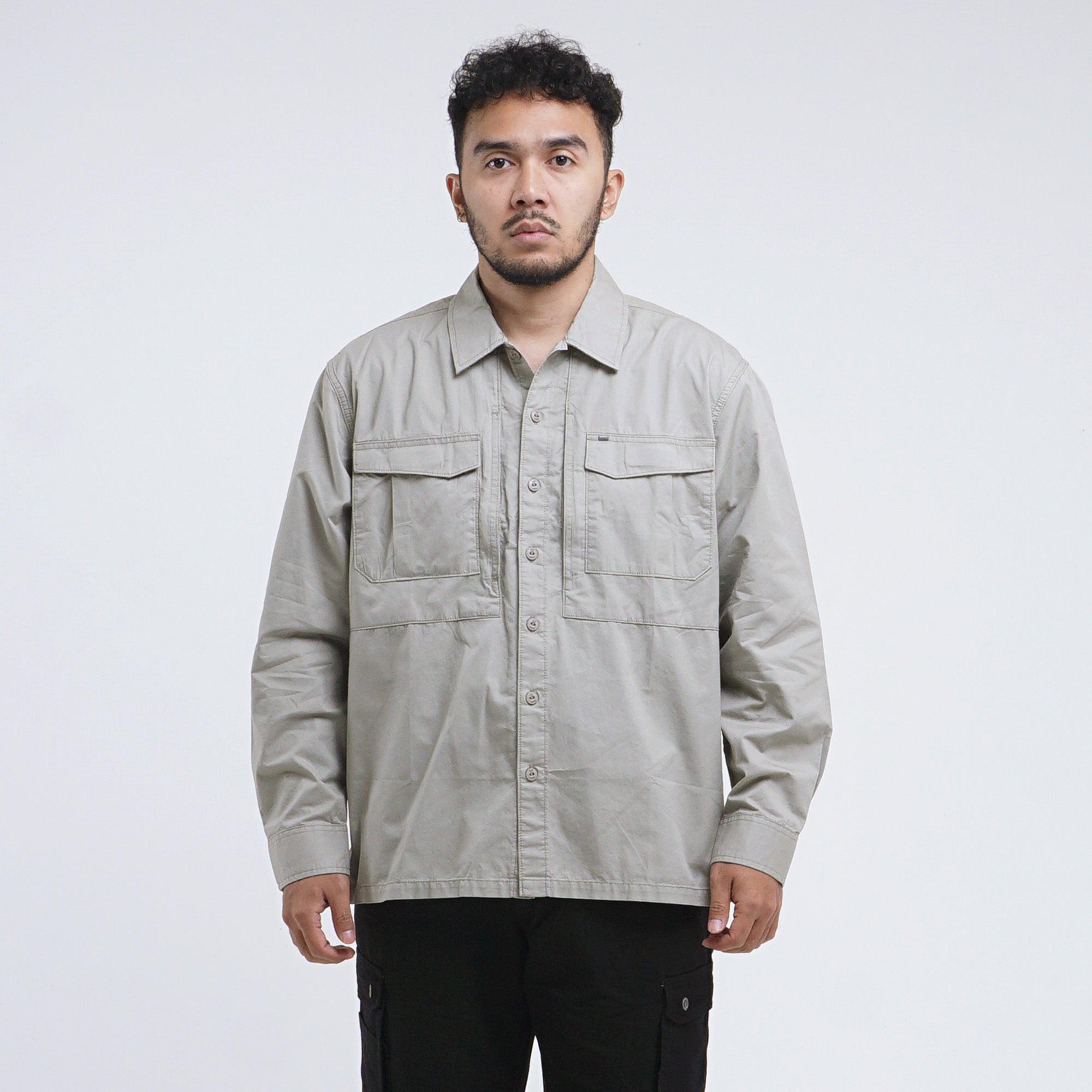 Kemeja Lengan Panjang C075 LT Green