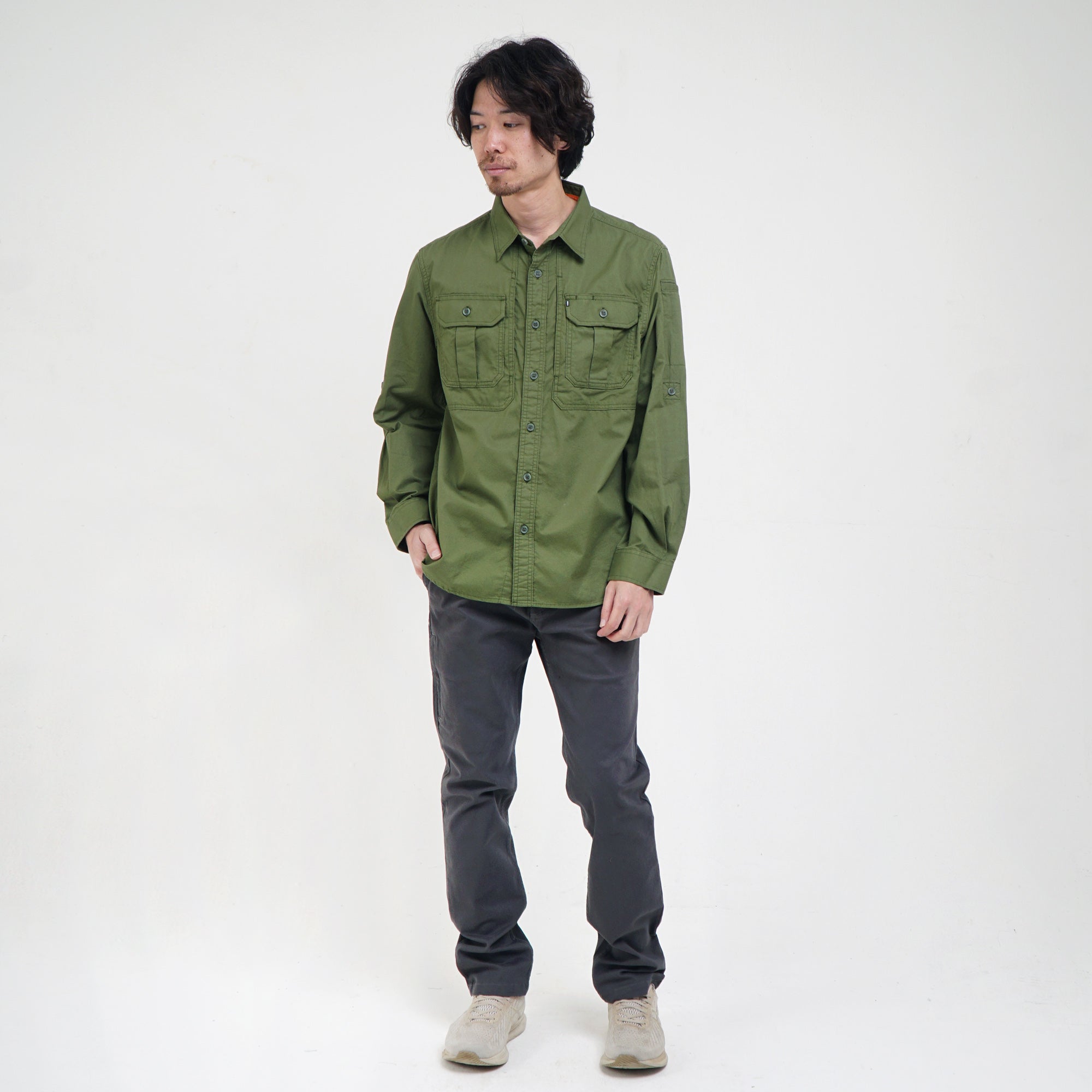 Kemeja Lengan Panjang Gordon C062 Green