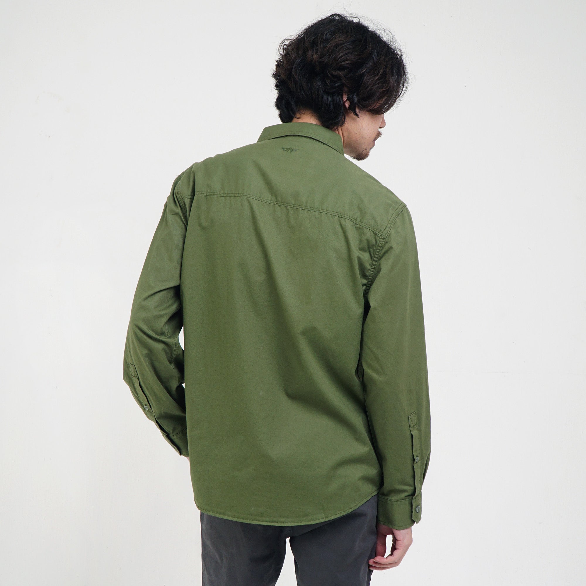 Kemeja Lengan Panjang Gordon C062 Green