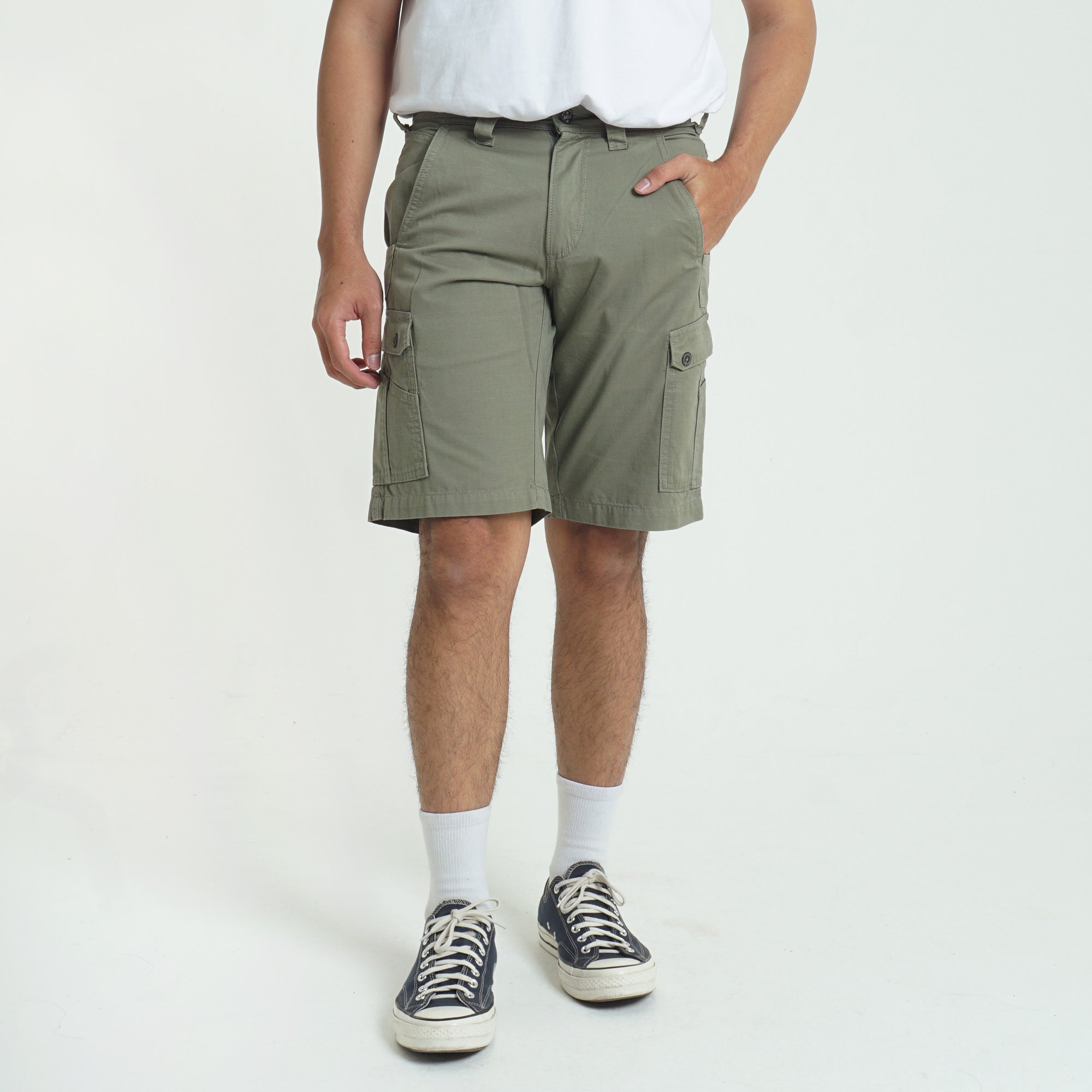 Short Pant Cargo Rows C006 Light Olive