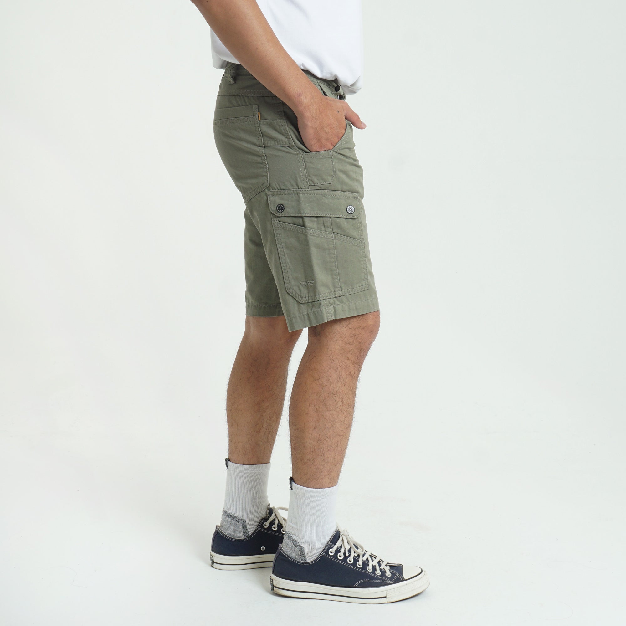 Short Pant Cargo Rows C006 Light Olive