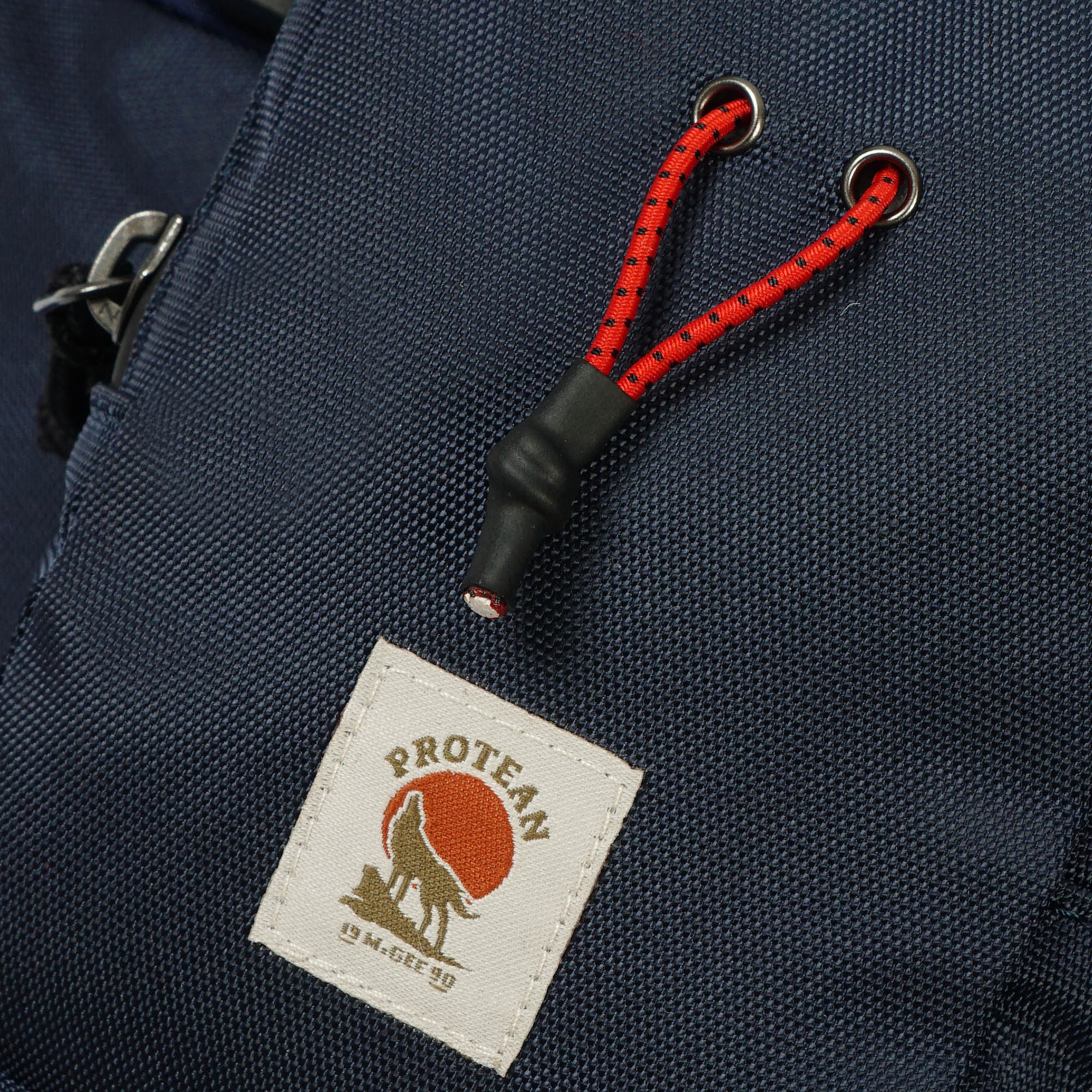 Weistbag Sling Bag YUMA Navy