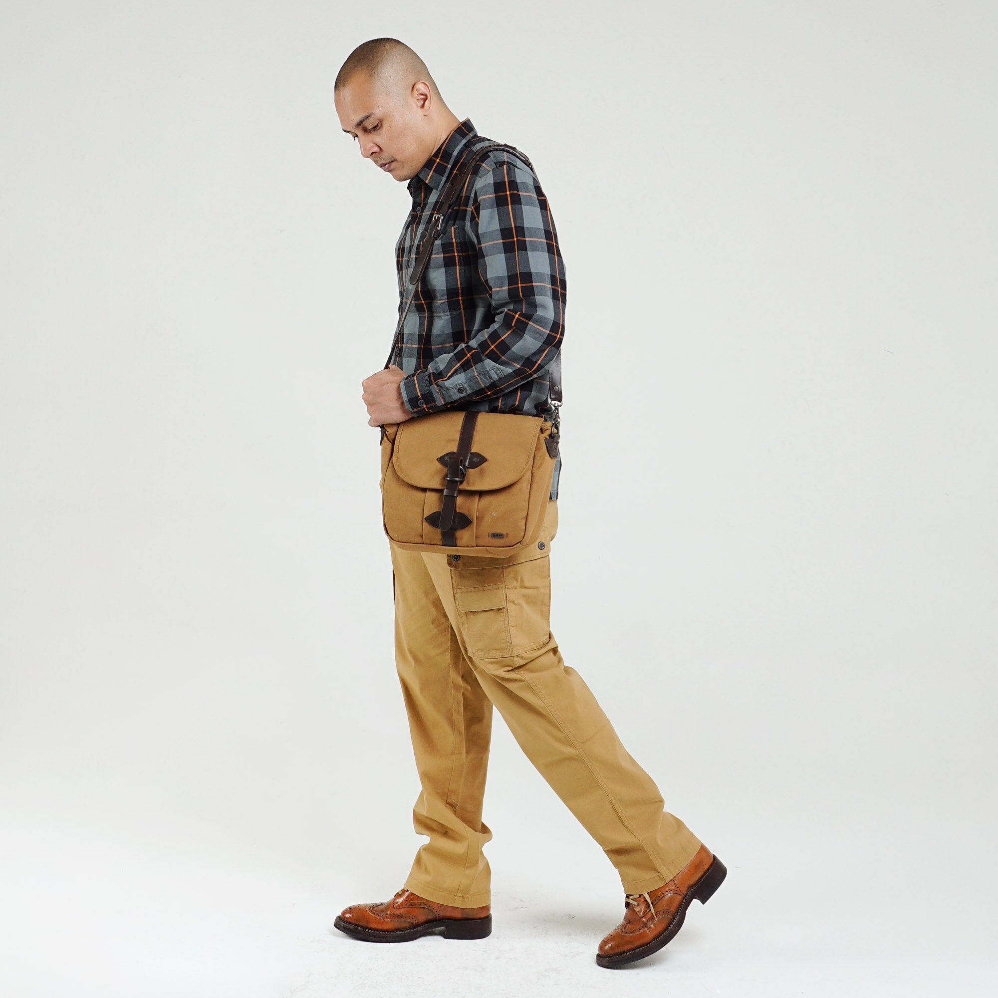 M.Gee Kemeja Pria Lengan Panjang Outdoor Mgee Camper C034 Light Blue