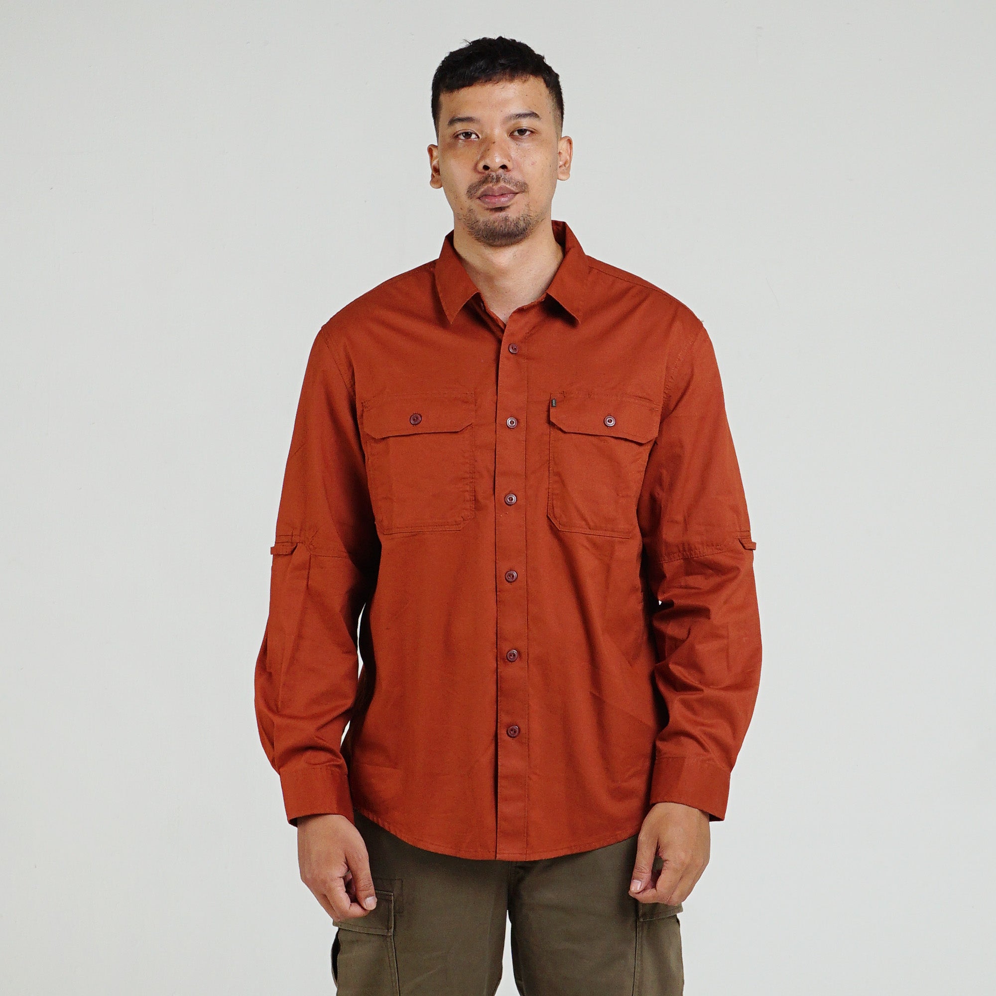 M.Gee Kemeja Pria Lengan Panjang Outdoor Mgee Camper C031 Teracota