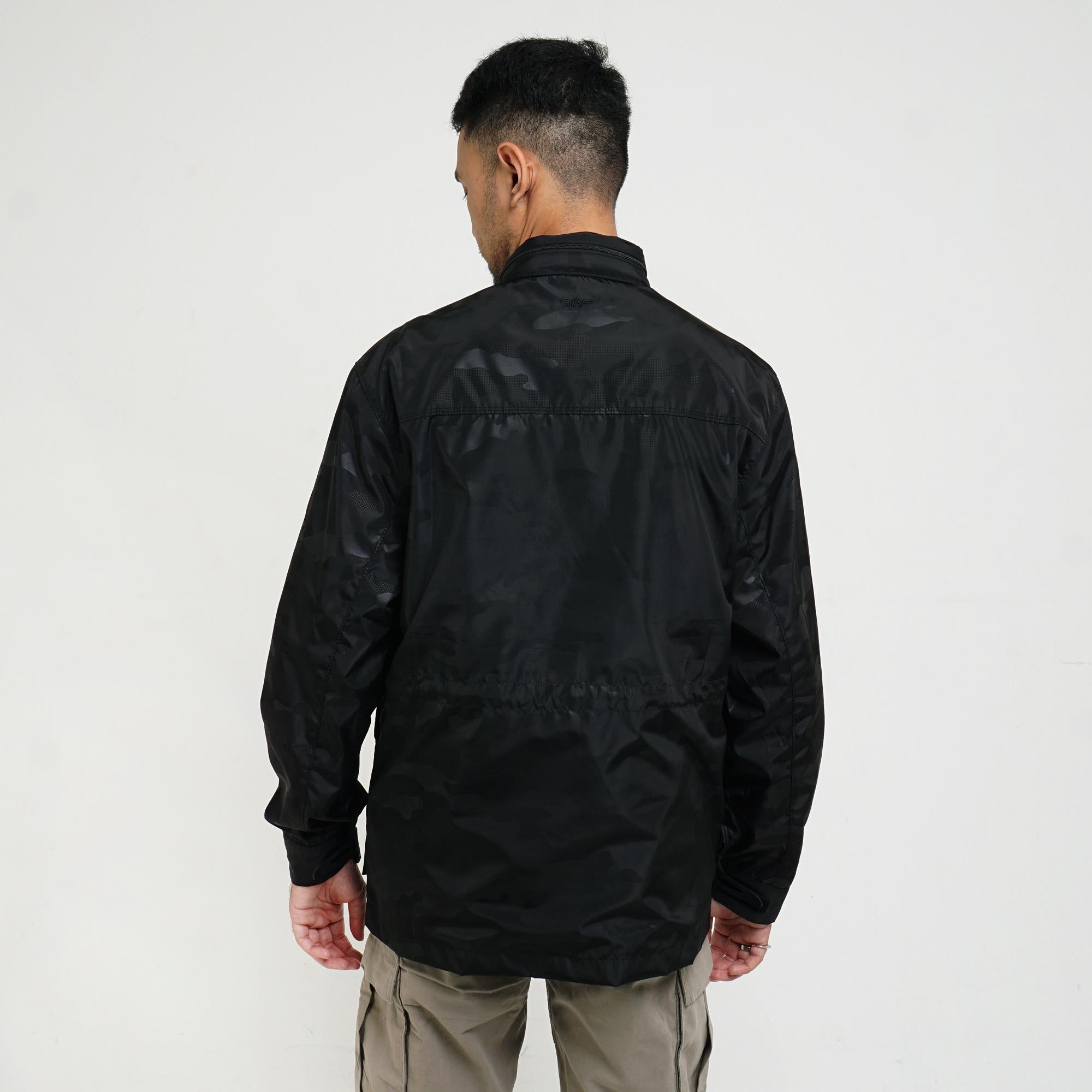 MGee Jaket Pria Outdoor Jacket Mgee Hunter C009 BLACK