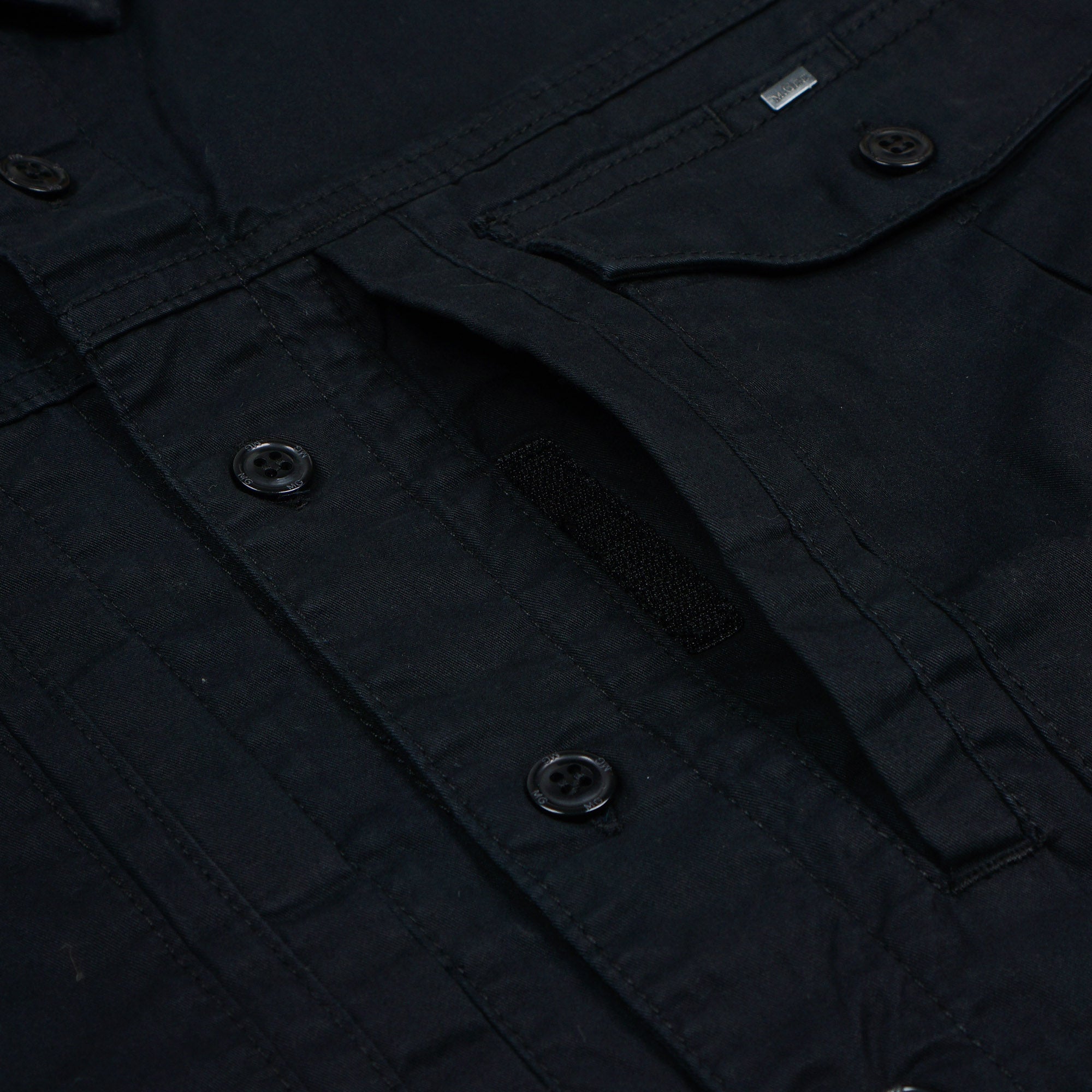 Kemeja Lengan Panjang GORDON C079 Black