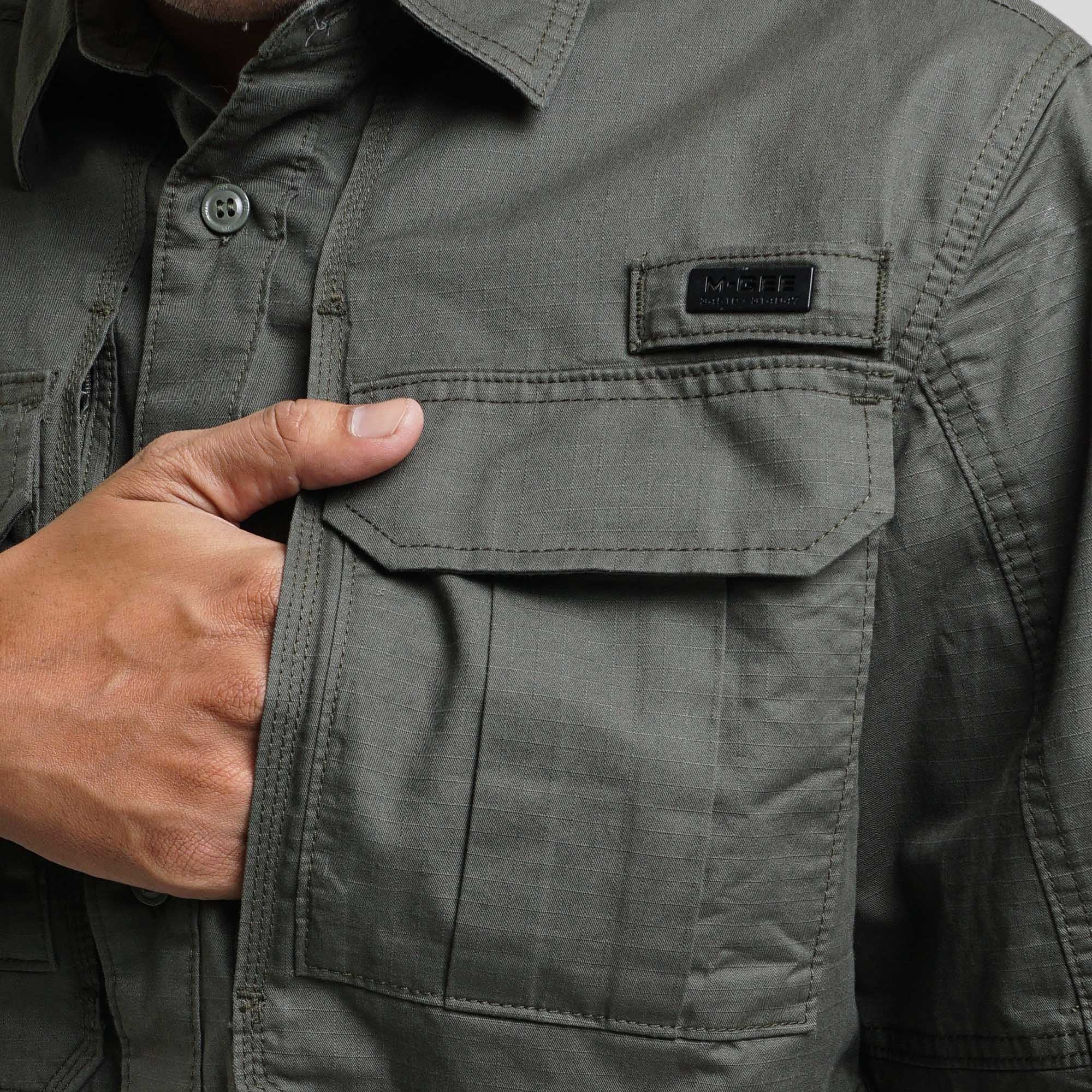 Kemeja Lengan Panjang Gordon C073