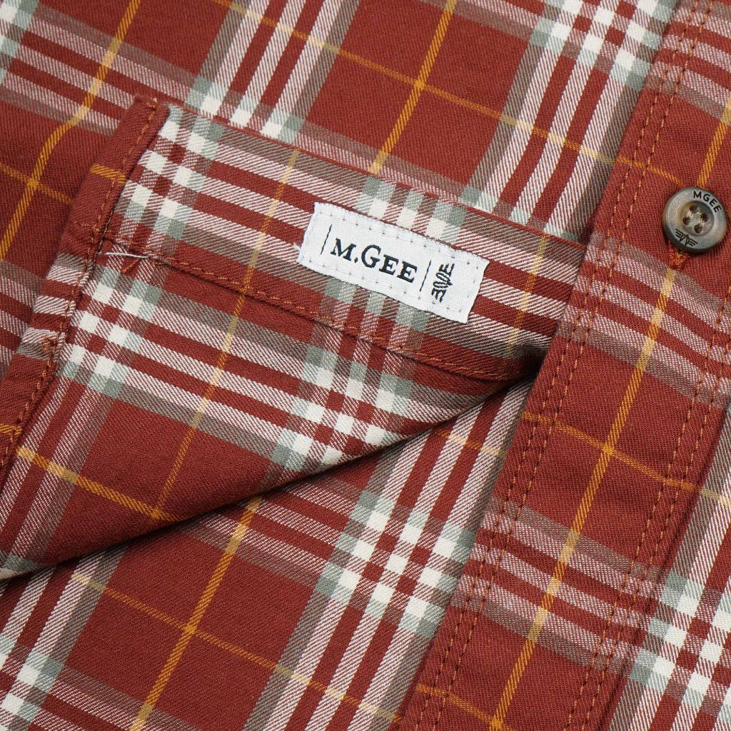 MGee Kemeja Pria Lengan Pendek Motif Kotak Kotak Alto C163 Teracota - MGAKAR0160