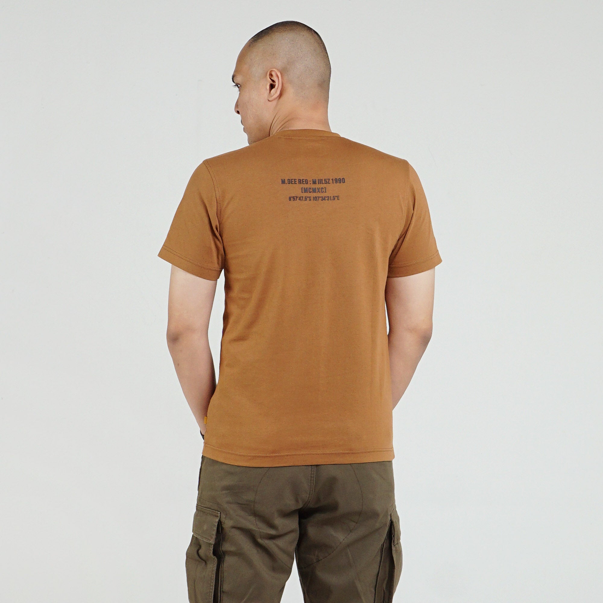 Kaos Polos Pria Lengan Pendek OLIVER C123 Brown