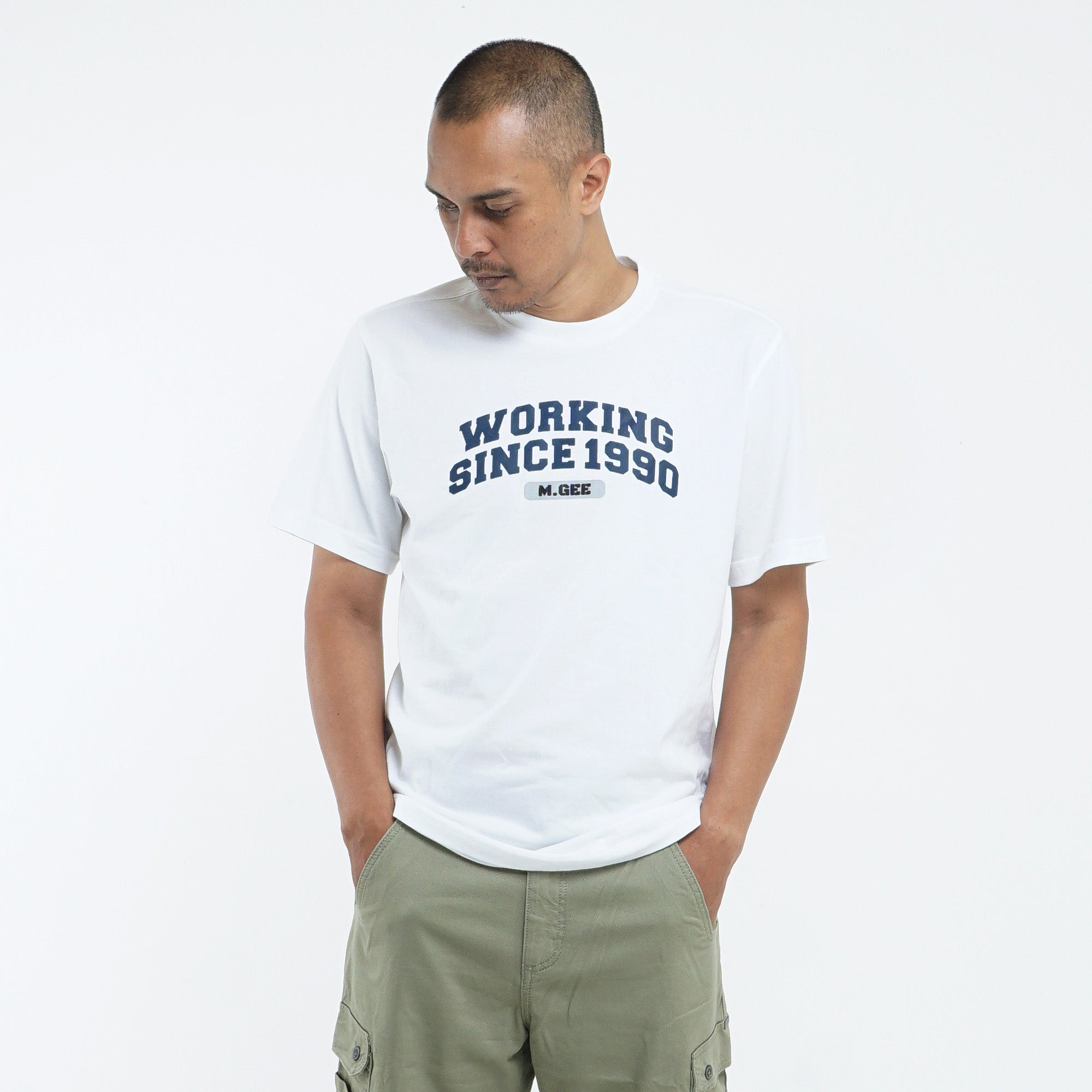 MGee Kaos Polos Pria Lengan Pendek M Gee Original OLIVER C130 White