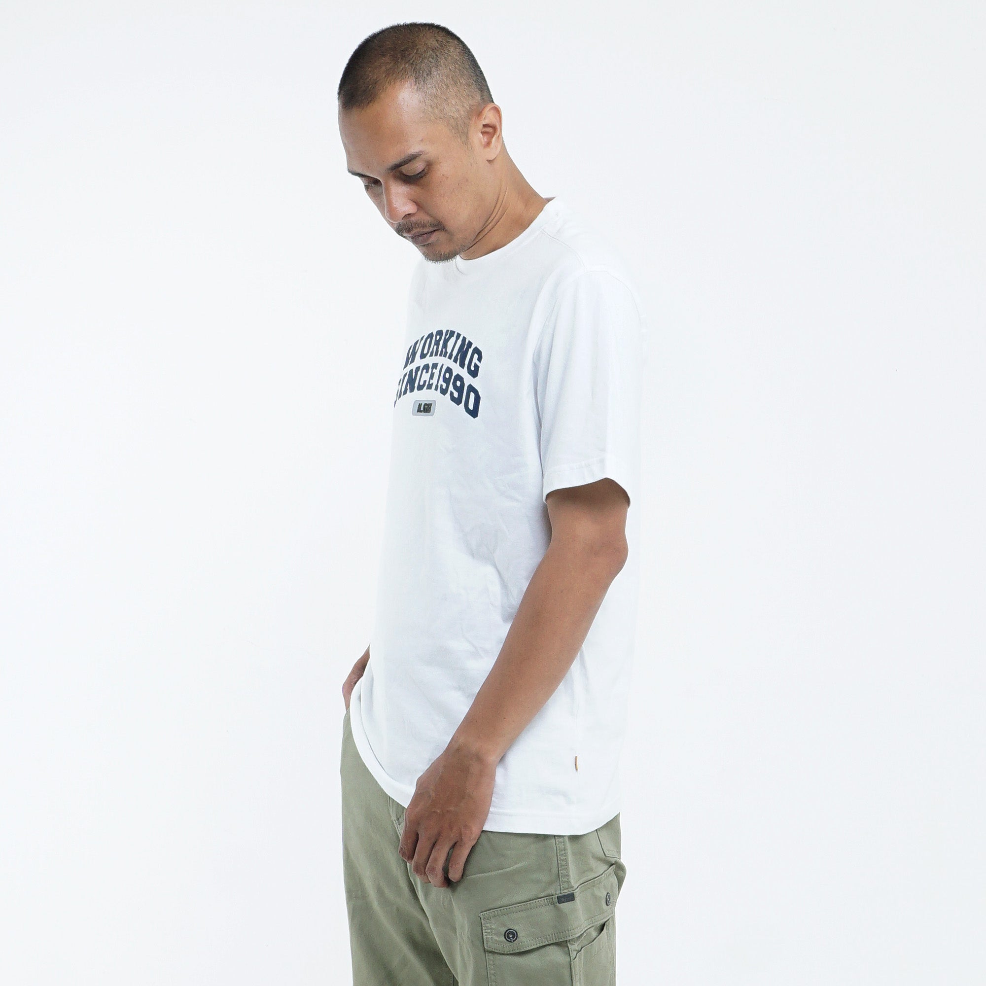 MGee Kaos Polos Pria Lengan Pendek M Gee Original OLIVER C130 White