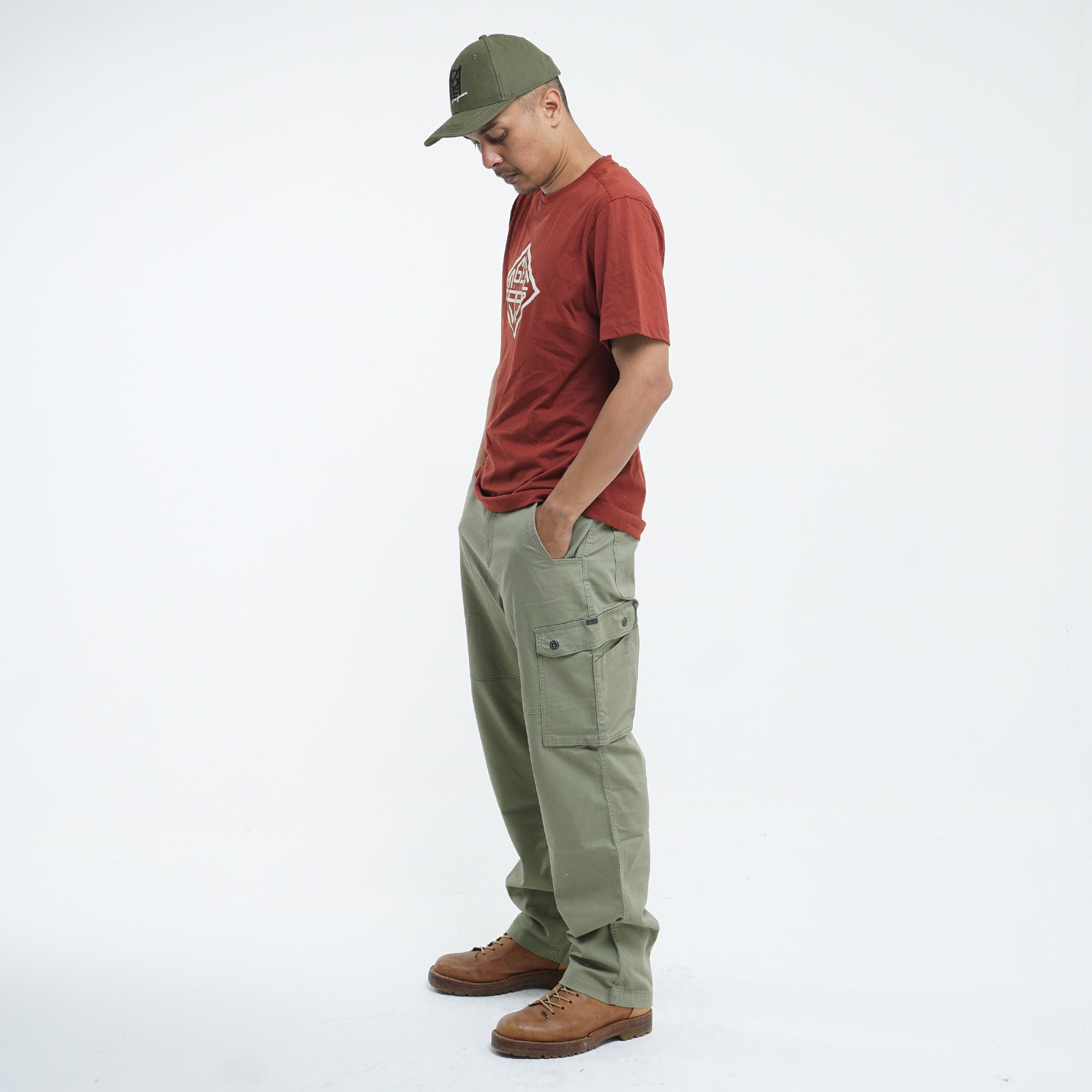 MGee Kaos Polos Pria Lengan Pendek M Gee Original OLIVER C131 Maroon