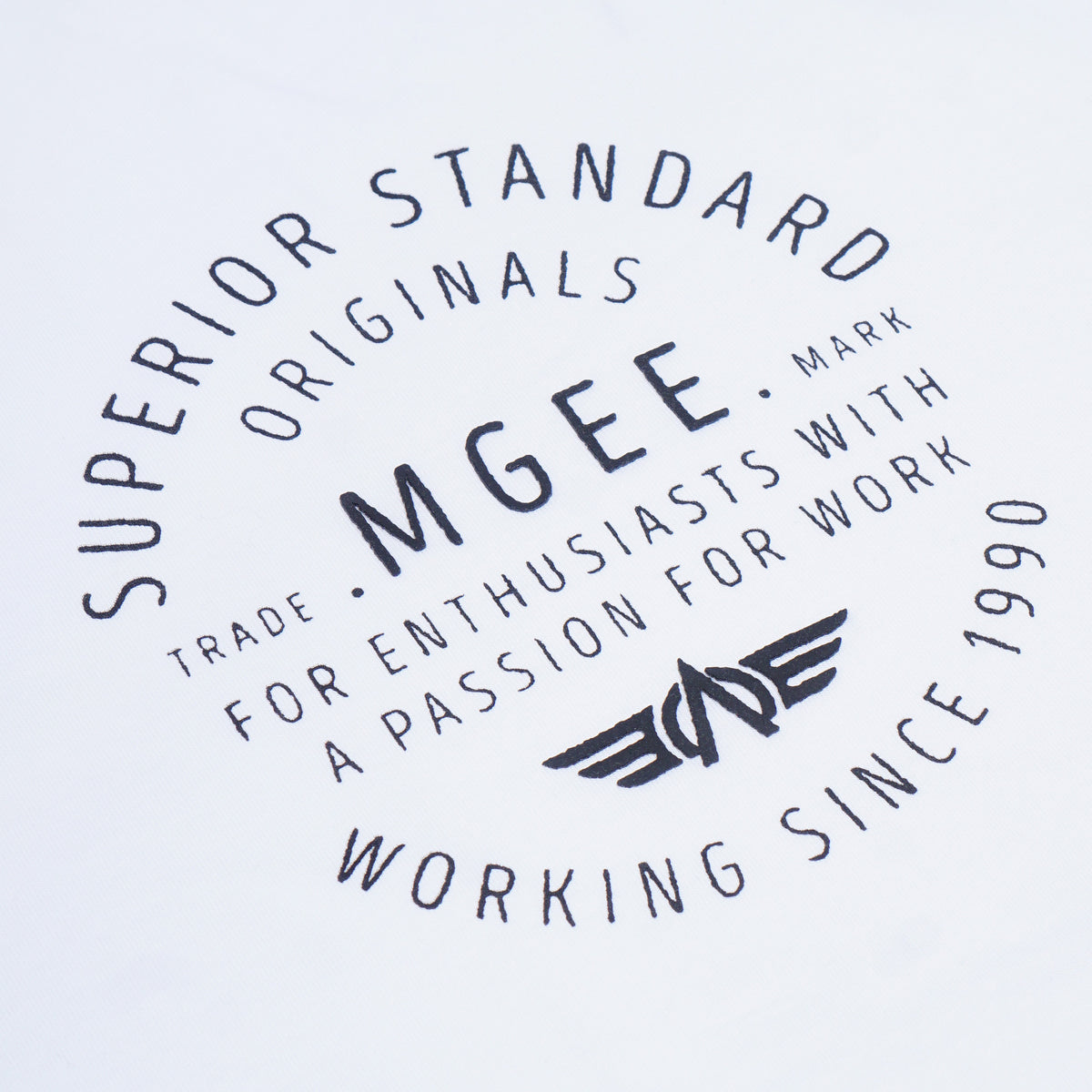 MGee Kaos Pria Lengan Pendek Polos M Gee Oliver C144 White