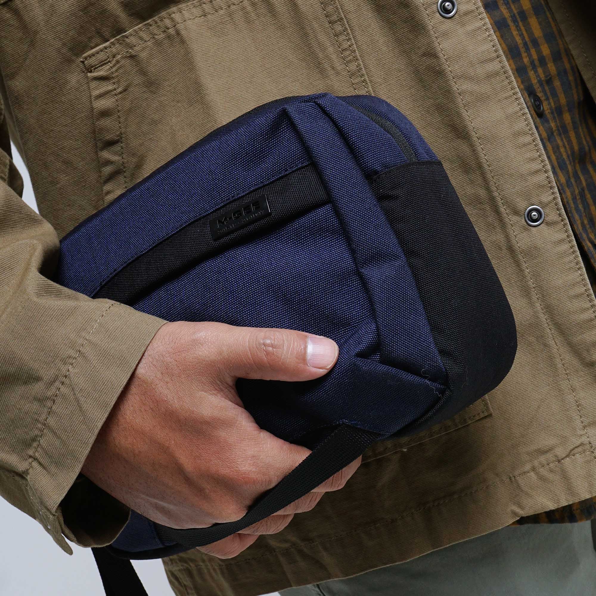 HandBag Clucth Rhodium C001