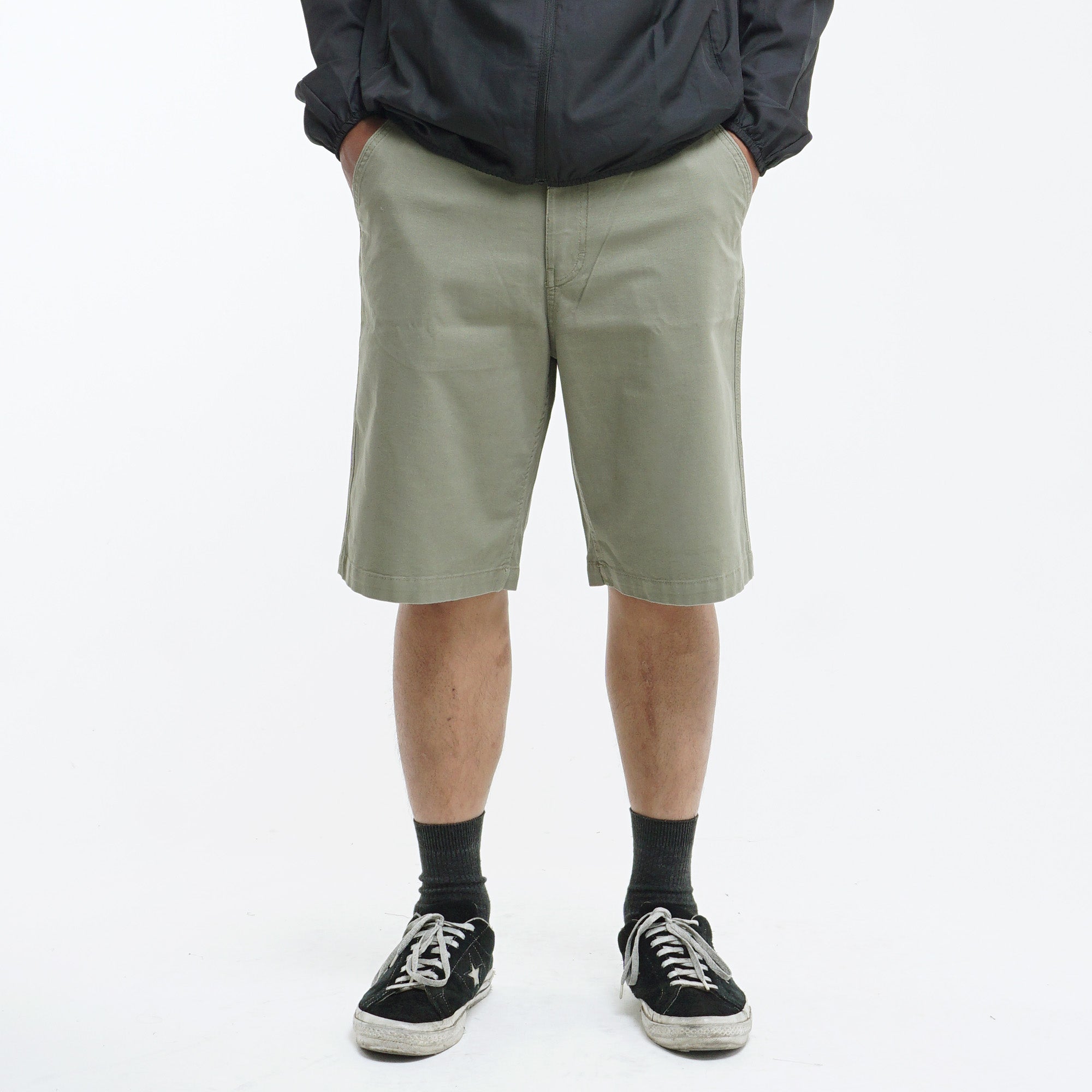 M.Gee Celana Pendek Basic Celana Pendek Pria Rico C004 Olive