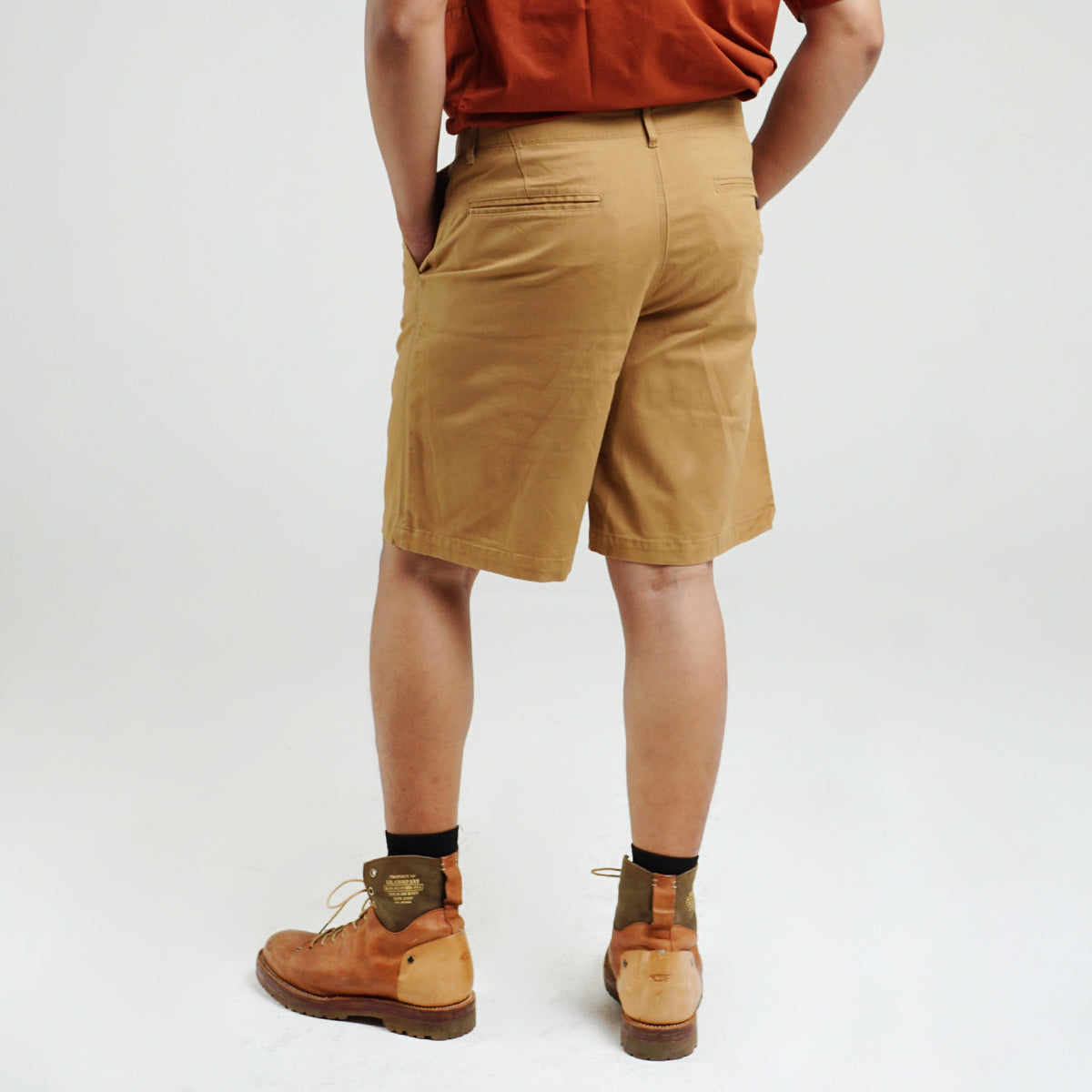 M.Gee Celana Pendek Basic Celana Pendek Pria Rico C005 Mustard