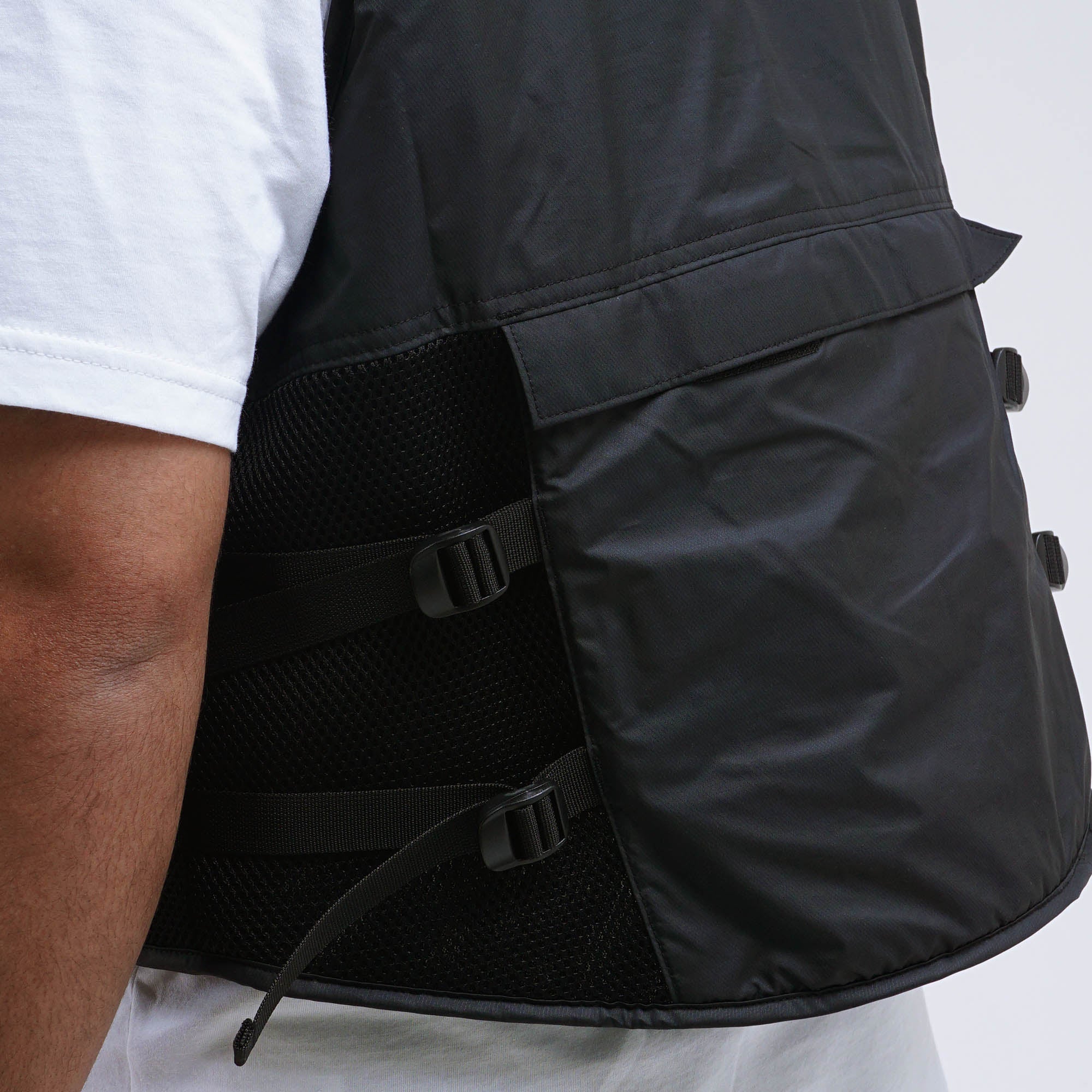 Vest Outdoor C002 Black